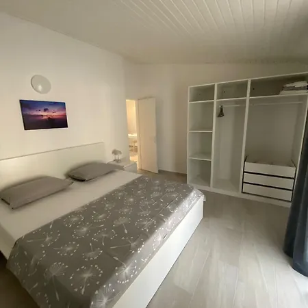 Apartment By The Sea Grscica, Korcula - 23988 *