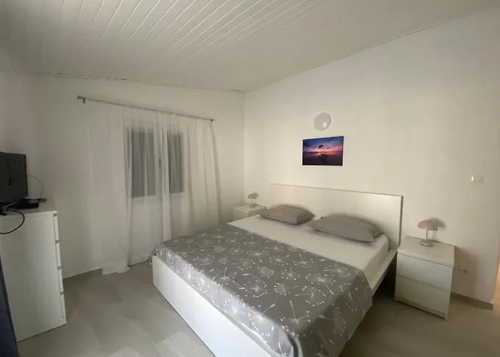 Apartment By The Sea Grscica, Korcula - 23988 *